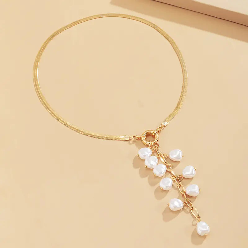 Gold And Pearl Pendant Necklace