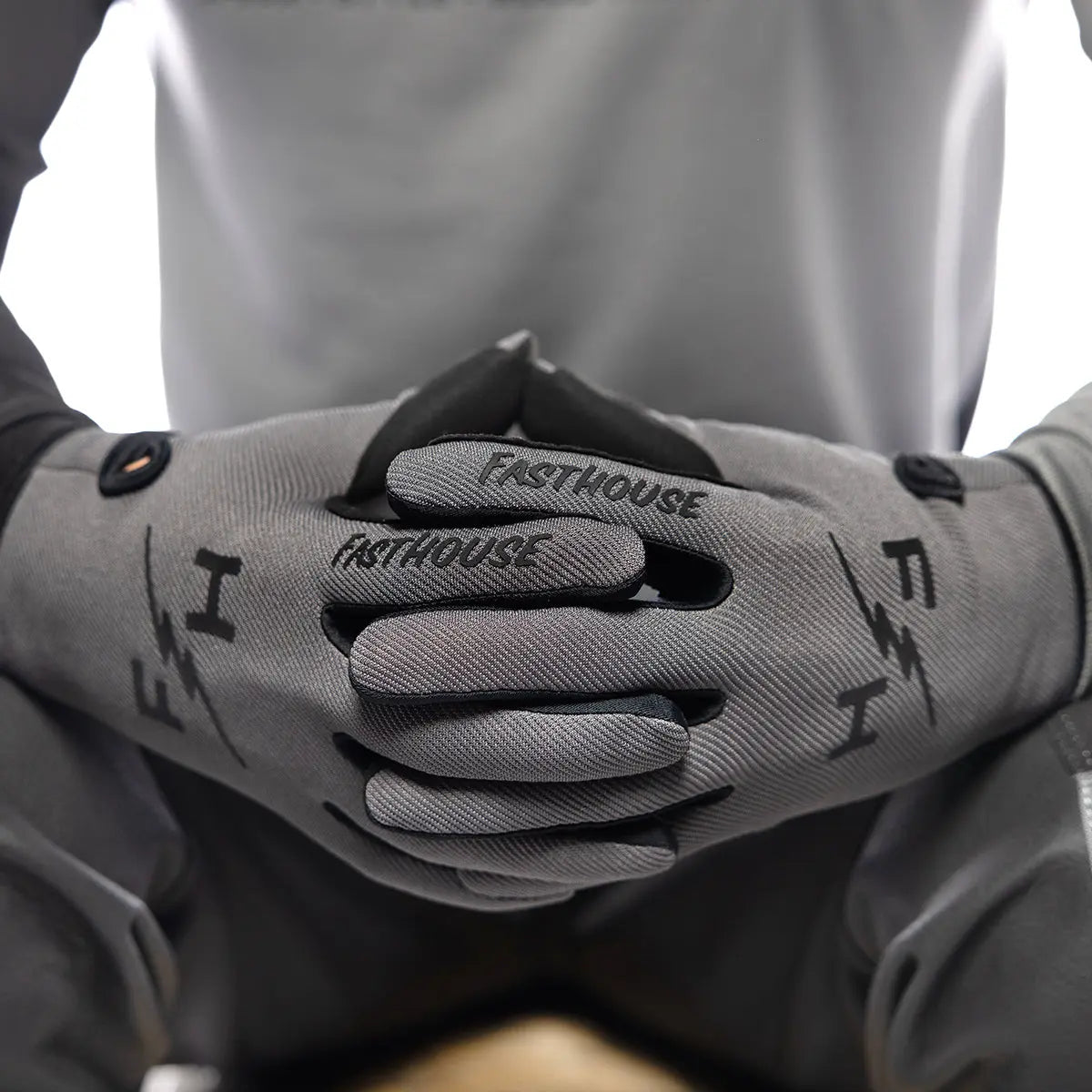 Carbon Eternal Glove - Grey