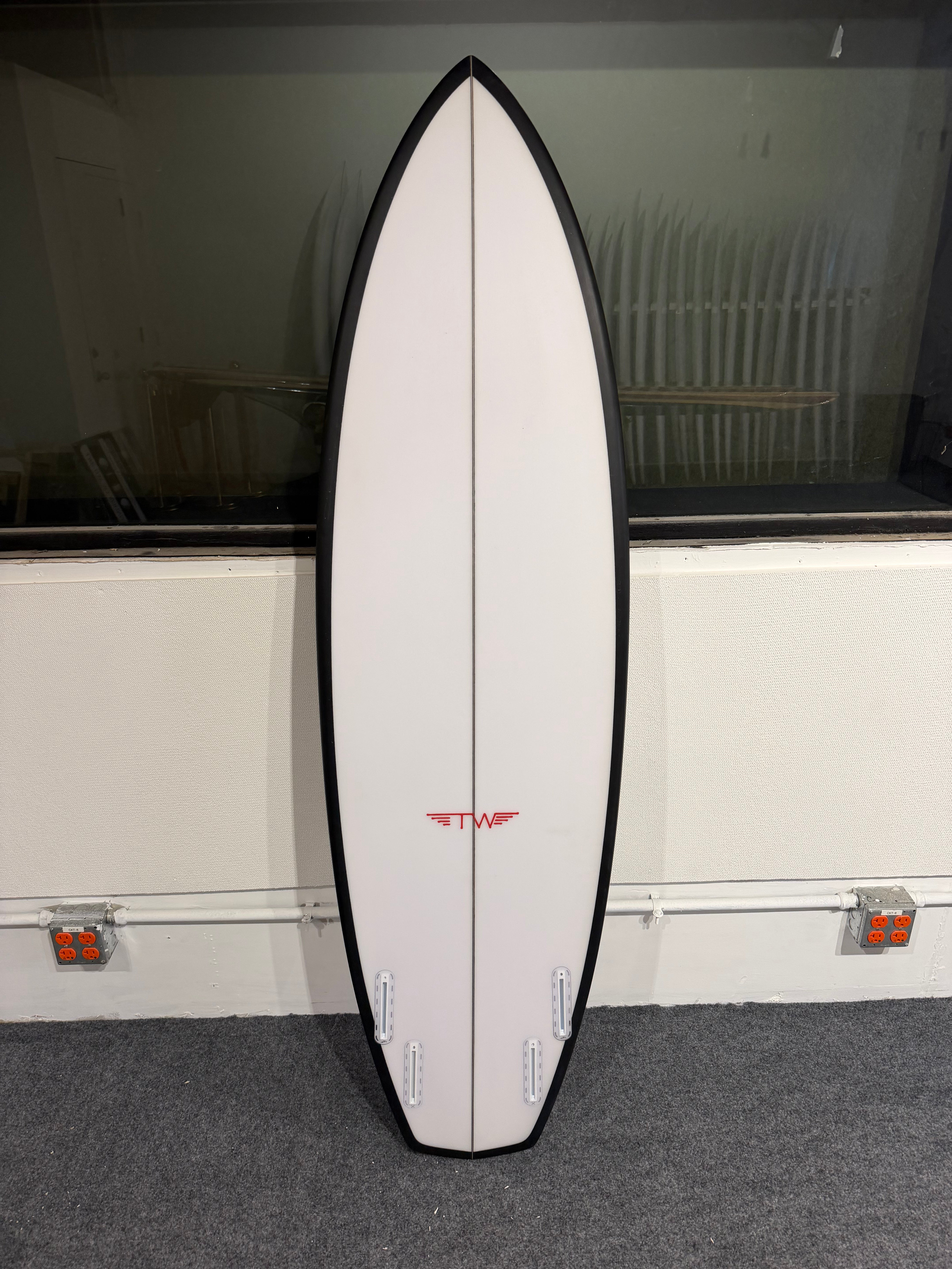 BWK - 6'1"