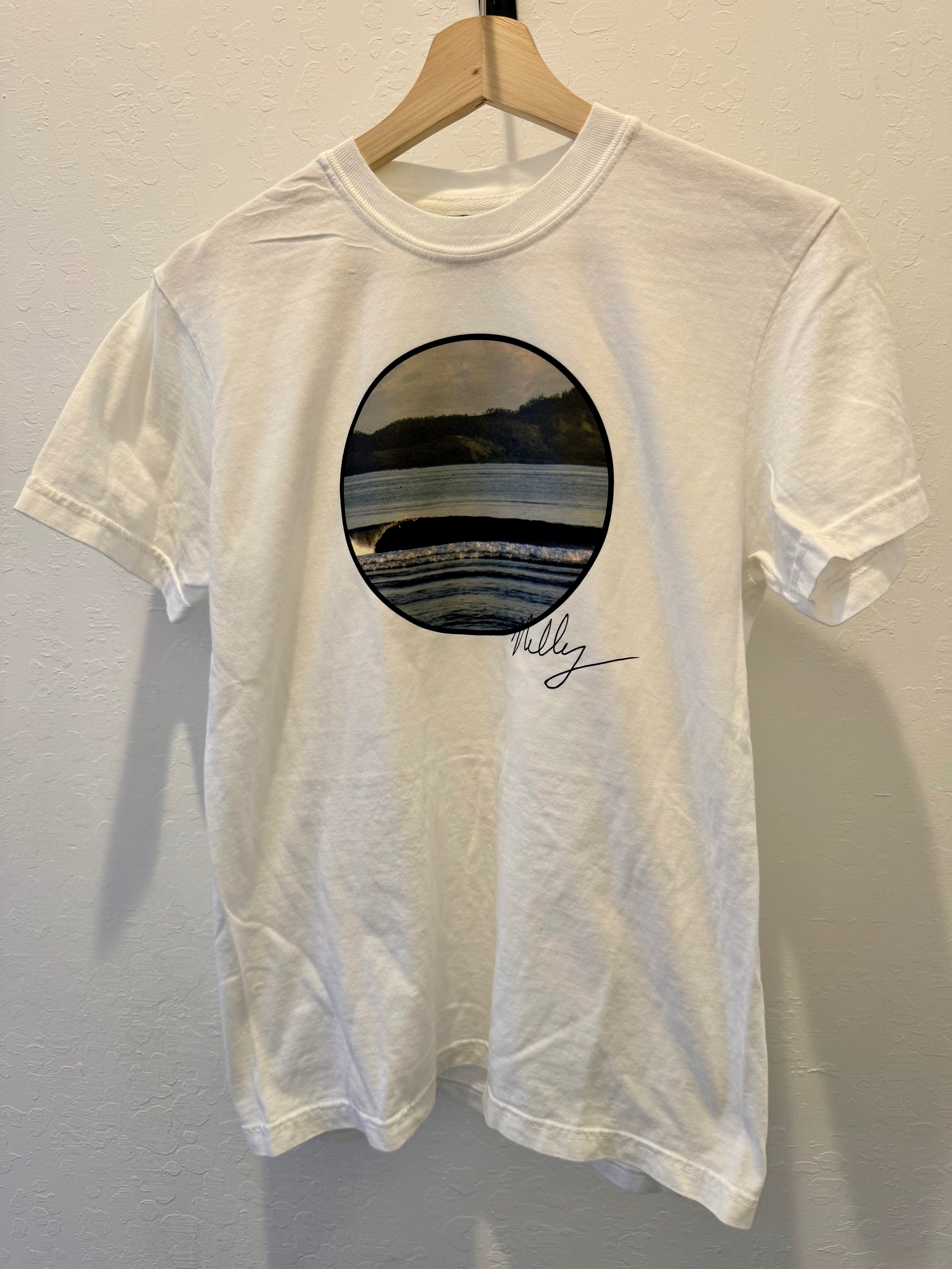 Nelly Circle Graphic Tee