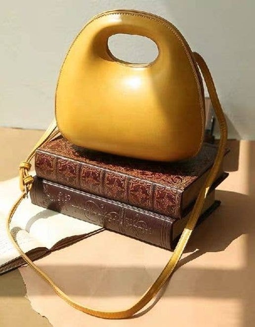 Moma Satchel