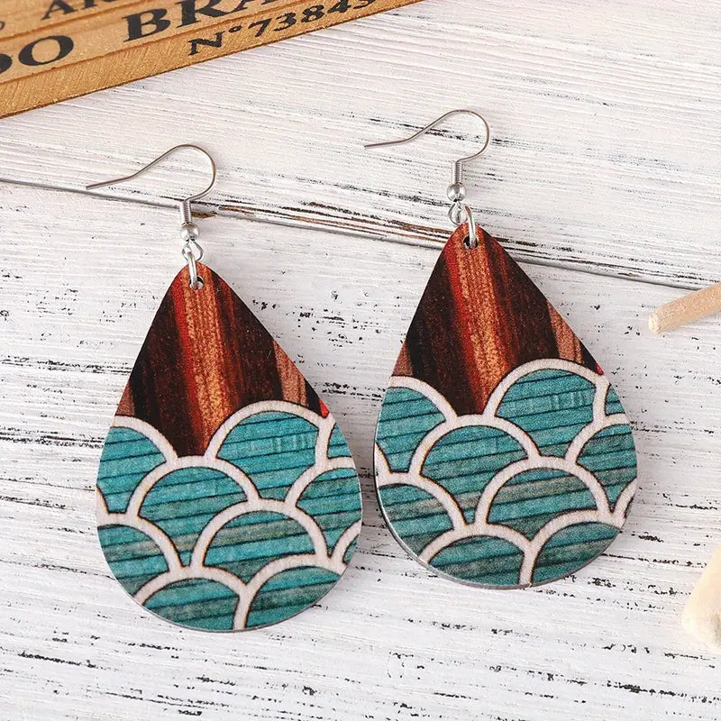 TEARDROP WOODEN WAVES EARRINGS