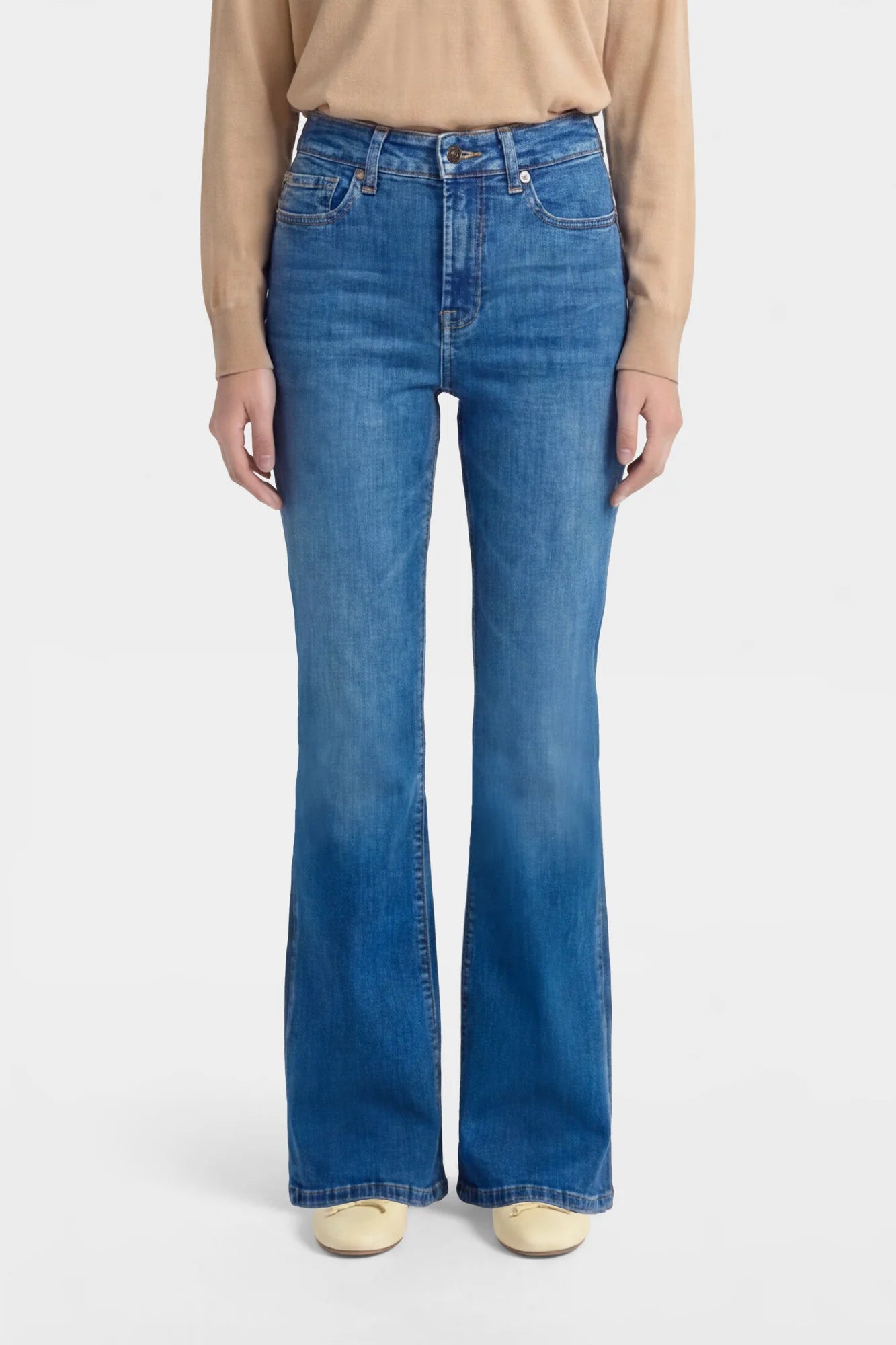 The Leggy Bootcut