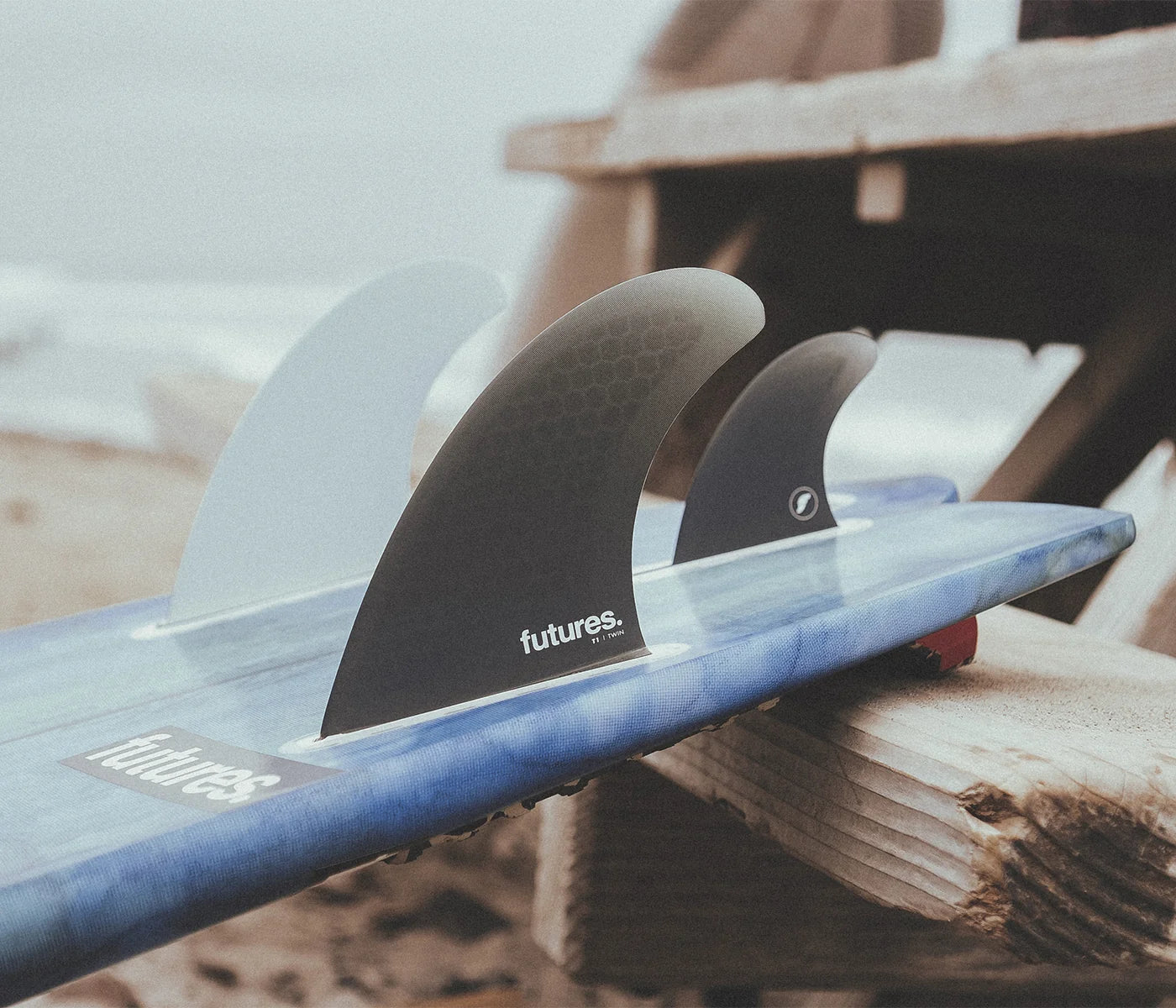 surfbaord with Futures T1 Honeycomb Twin +1 Fin Set