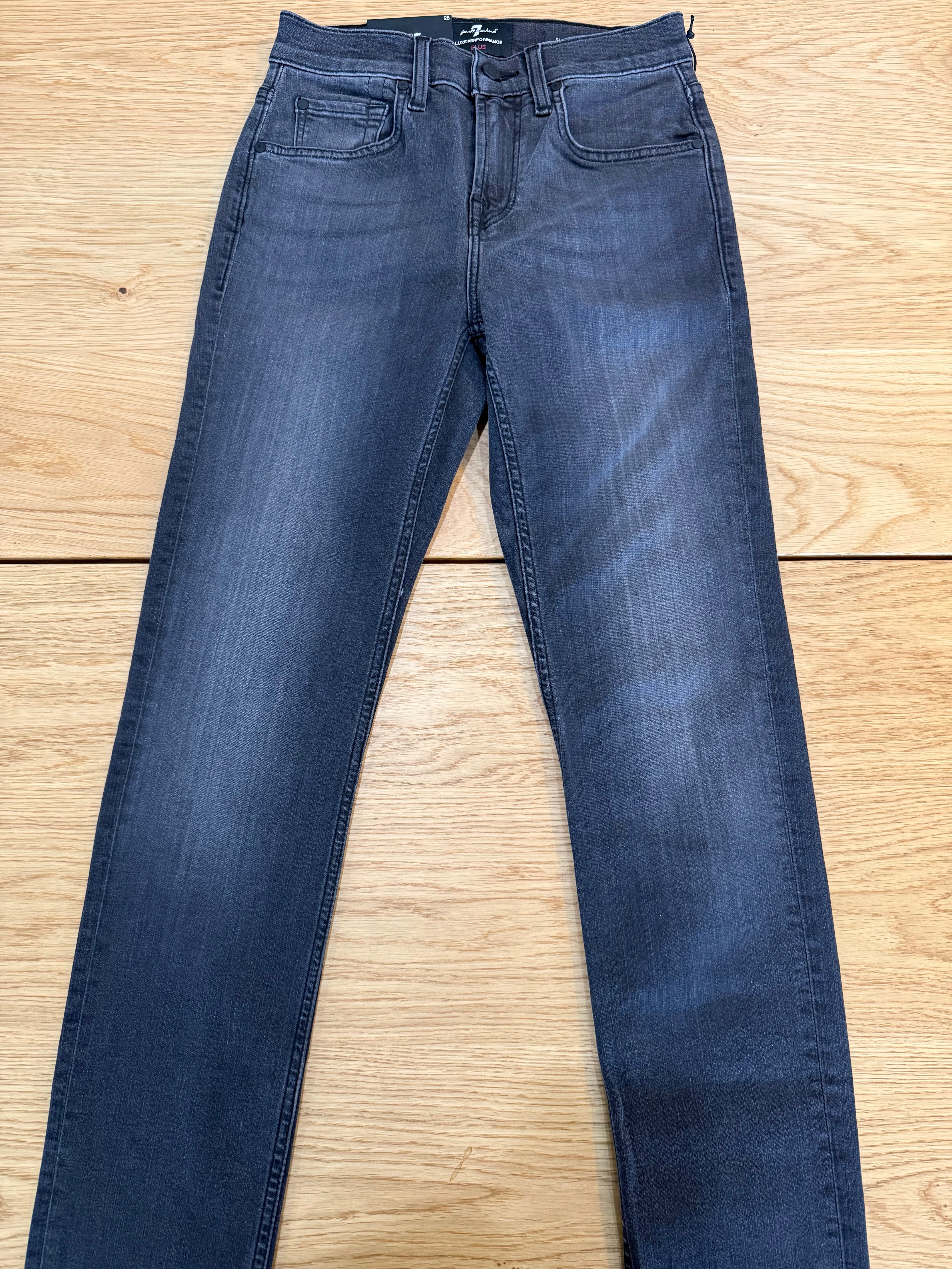 Slimmy Tapered Jean