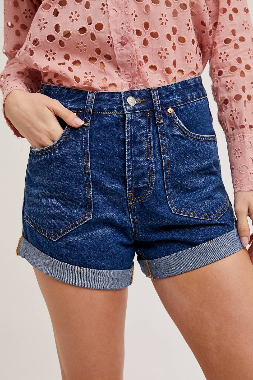 La Brea Rolled Denim Short / M
